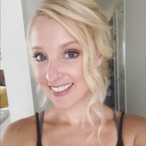 Meet your Posher, Allison